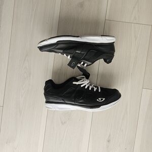 Giro Grynd Black and White Cycling Shoes